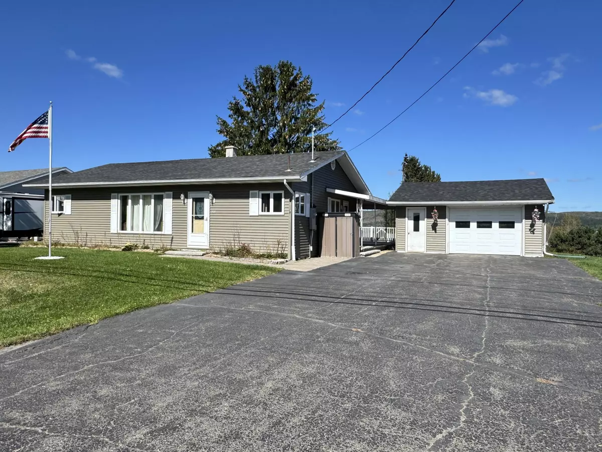 Madawaska, ME 04756,800 Main ST