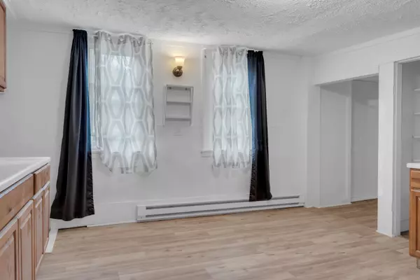 New Gloucester, ME 04260,21 Bald Hill RD