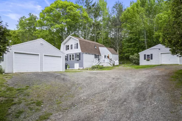 Waldoboro, ME 04572,754 Winslows Mills RD