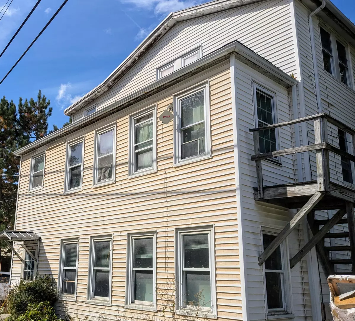 Winthrop, ME 04364,56 Route 133