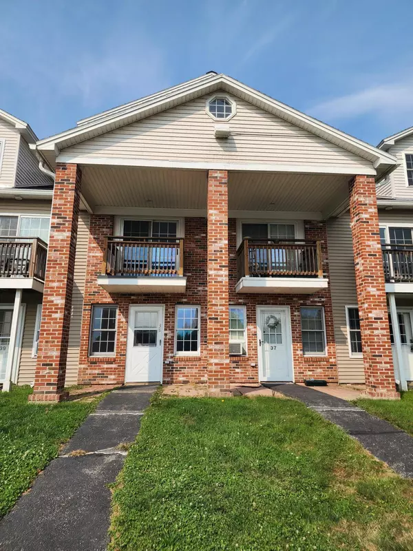 35 Mathews AVE #38, Waterville, ME 04901