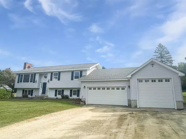 34 McDougal DR, Hermon, ME 04401