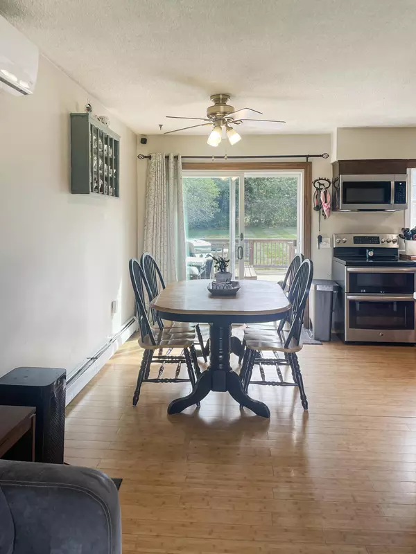 Hermon, ME 04401,34 McDougal DR