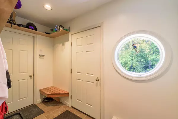 Carrabassett Valley, ME 04947,2001 Brook Falls RD