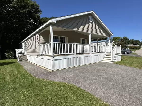 204 Vagabond ST, Scarborough, ME 04074