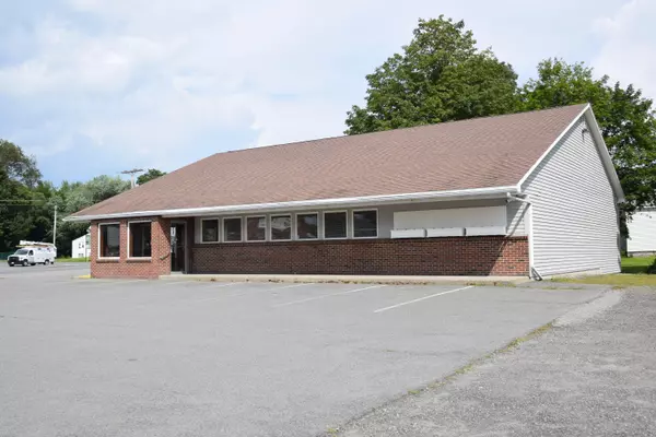 Madison, ME 04950,2 Old Point AVE