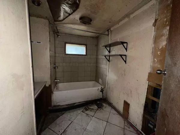 Newburgh, ME 04444,2636 Kennebec RD