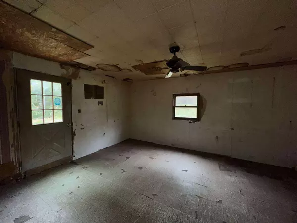 Newburgh, ME 04444,2636 Kennebec RD