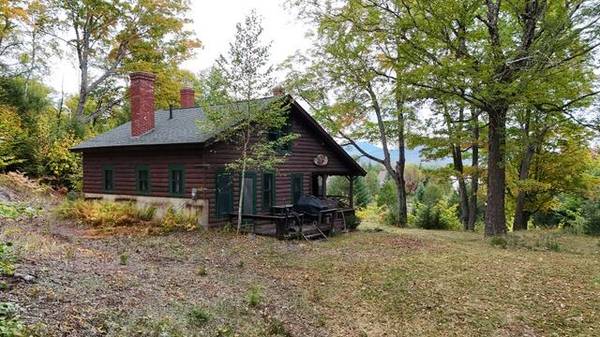 14 Lofty Q RD, Greenville, ME 04441