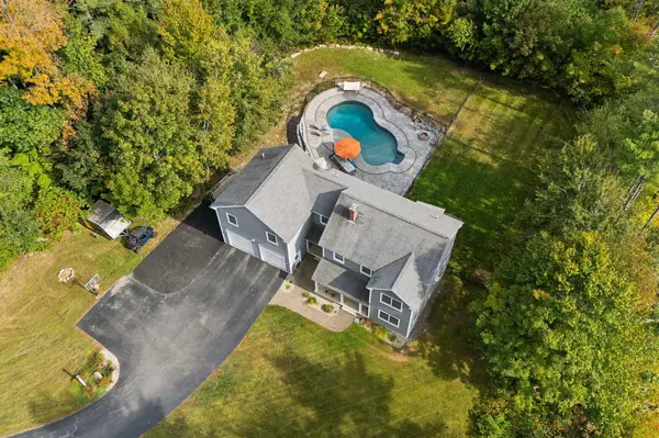 Gray, ME 04039,9 Morgan Meadows DR