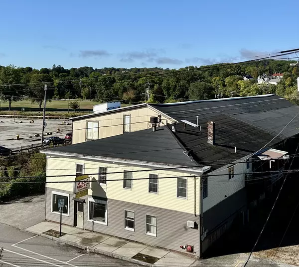 47 Lincoln ST, Lewiston, ME 04240