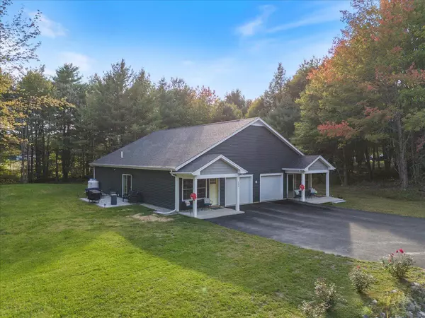 Saco, ME 04072,9 Silver Pines DR #102