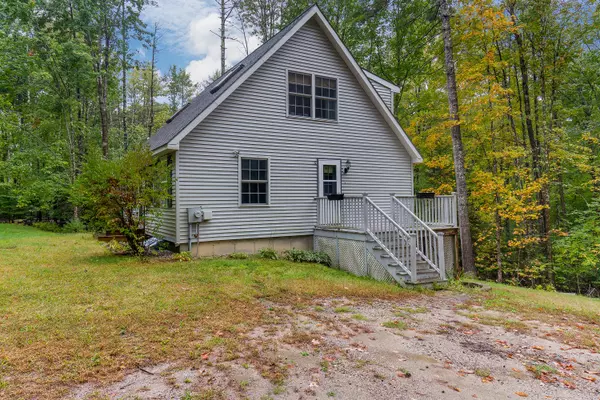 49 Brookside LN, Hollis, ME 04042