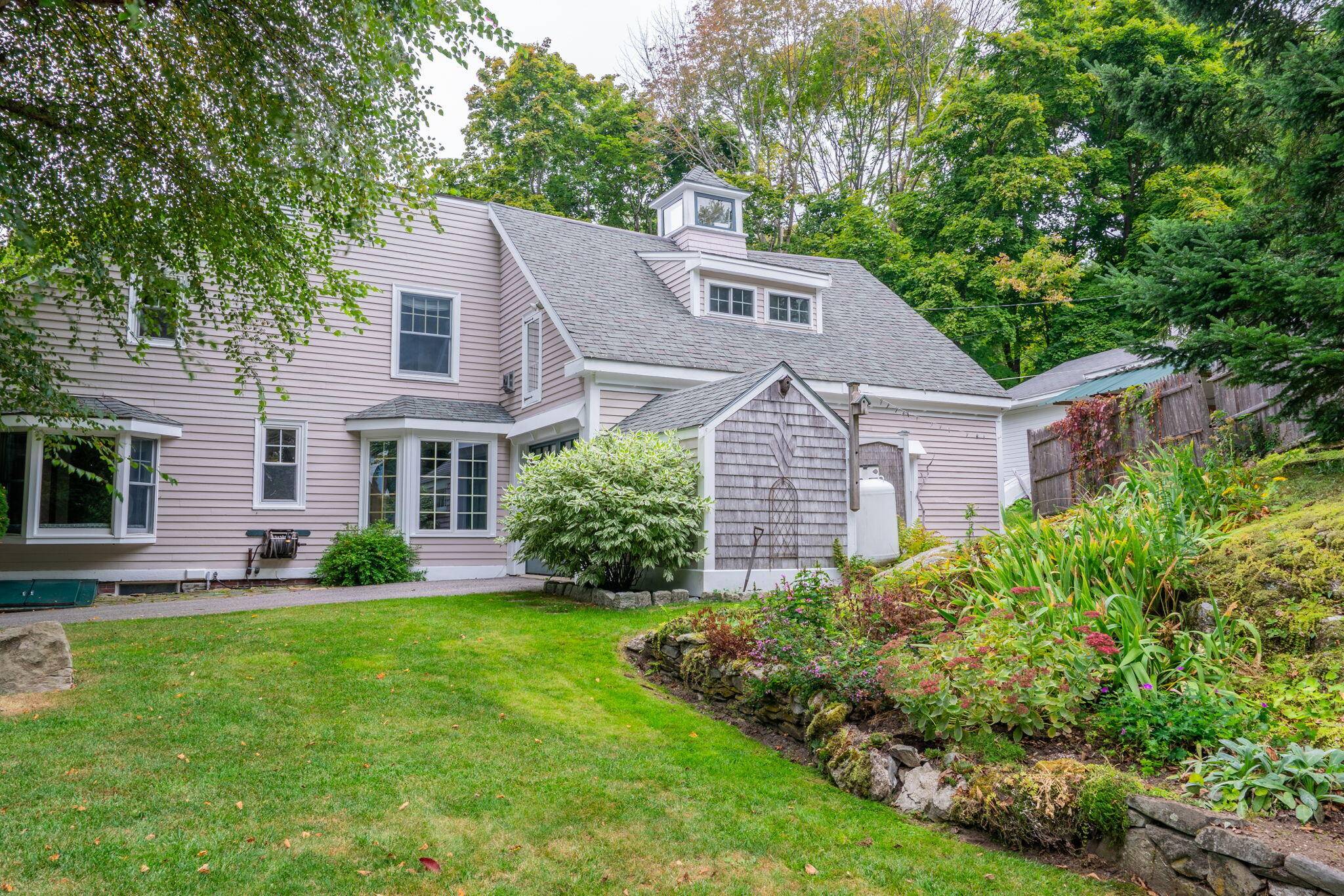 Falmouth, ME 04105,55 Pleasant Hill RD