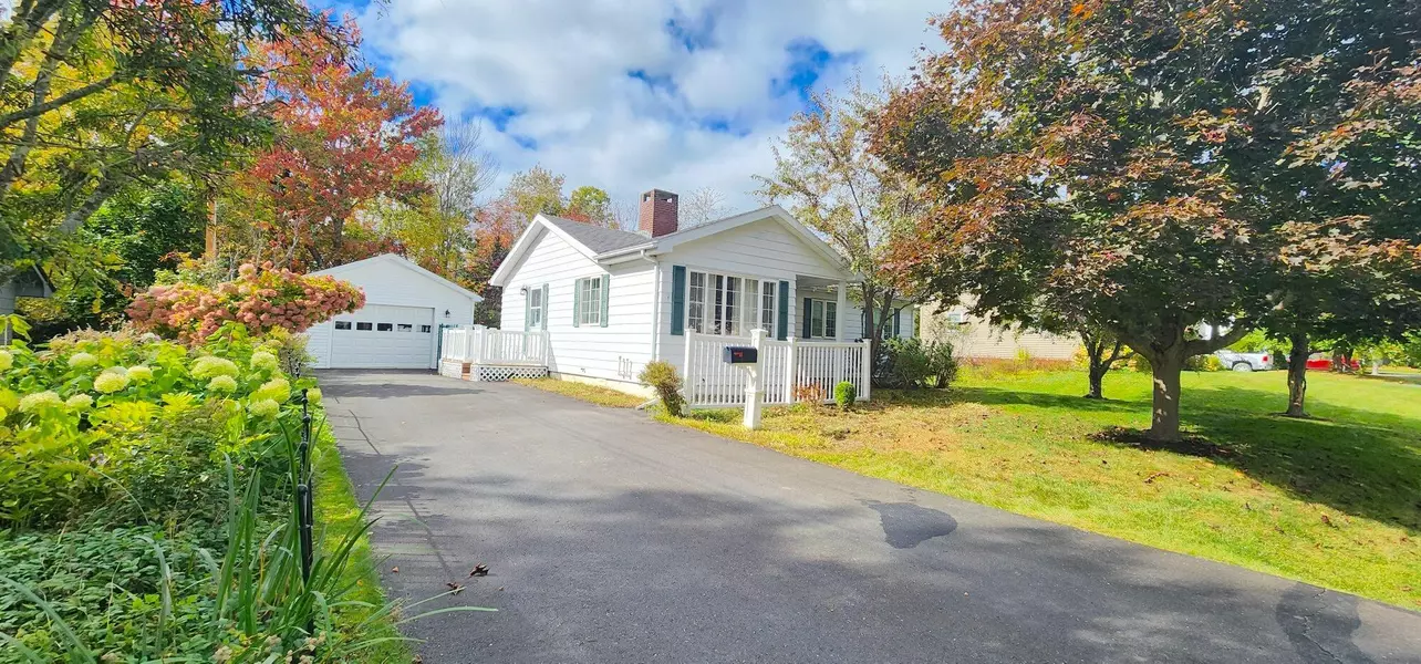 130 Canterbury ST, Presque Isle, ME 04769