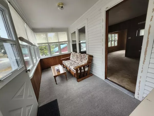 Millinocket, ME 04462,264 Highland AVE