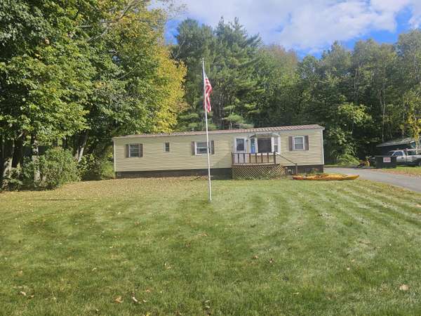 772 Brunswick AVE, Gardiner, ME 04345