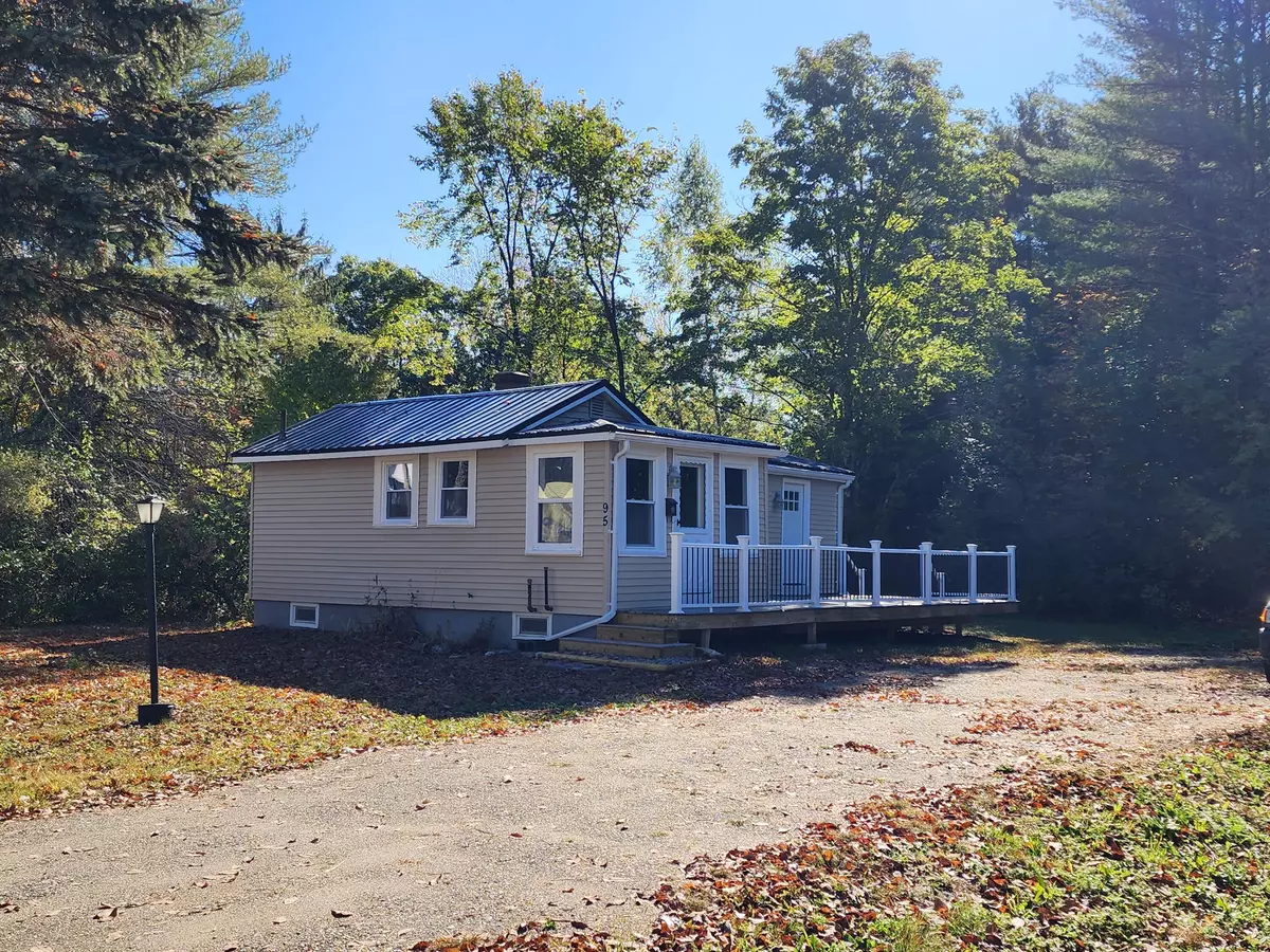 Randolph, ME 04346,95 Kinderhook ST