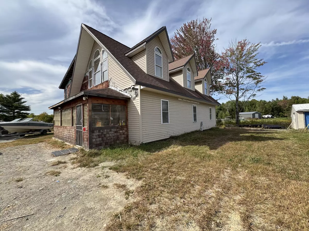 Greenbush, ME 04418,1804 Main RD