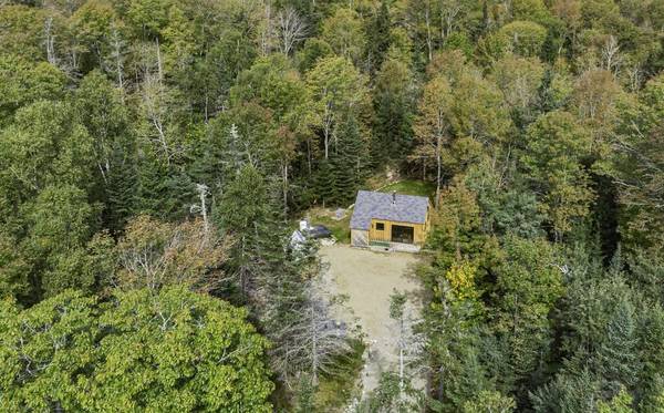 983 Cape Rosier RD, Brooksville, ME 04642