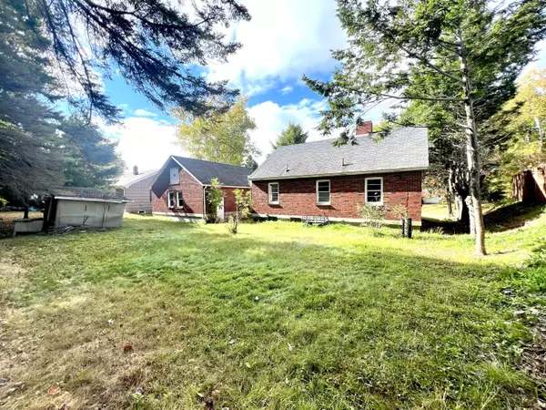 Millinocket, ME 04462,35 Grove ST