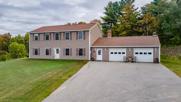 246 Carrs Corner RD, Palermo, ME 04354