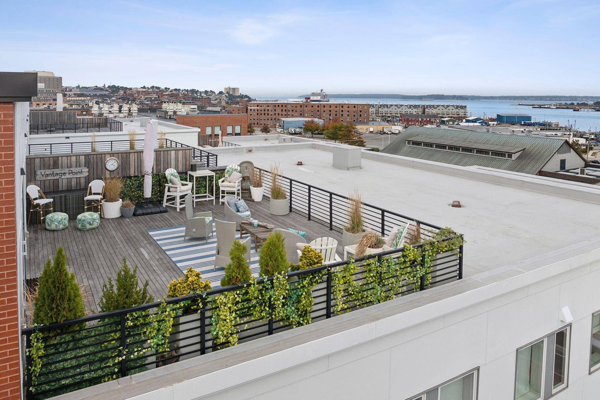 383 Commercial ST #701, Portland, ME 04102