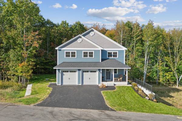 17 Village View LN, North Yarmouth, ME 04097