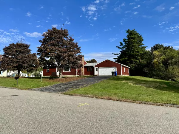 Westbrook, ME 04092,6 Juniper LN