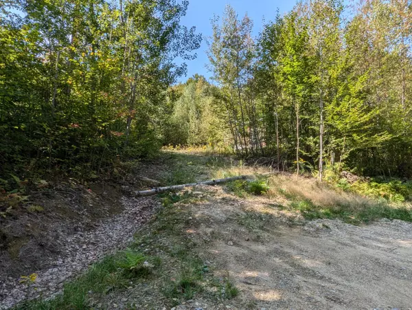 Hartford, ME 04220,368 Darrington RD