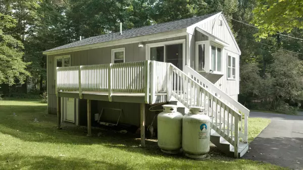 Naples, ME 04055,53 Margaret ST