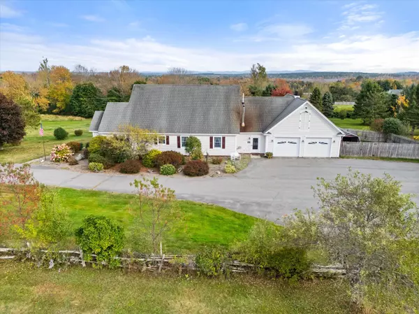 Hermon, ME 04401,52 Skyway DR