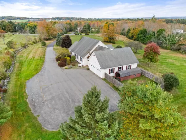 Hermon, ME 04401,52 Skyway DR