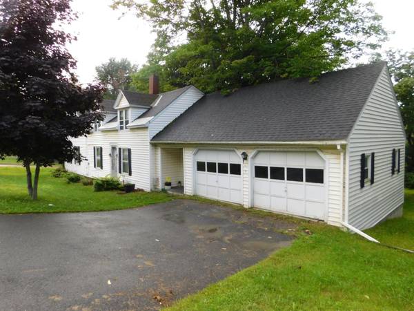 73 Spring ST, Dexter, ME 04930