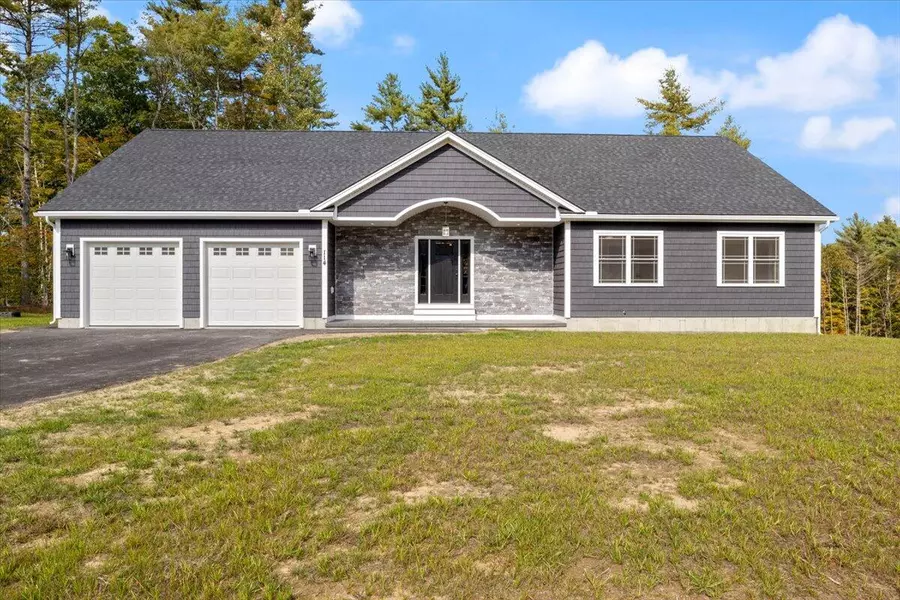 114 Green Acres DR, Buxton, ME 04093