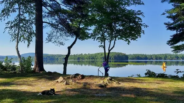 5 Mallard LN, Bradley, ME 04411