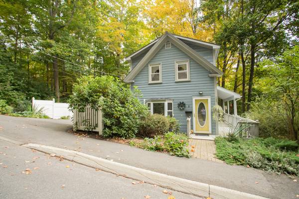 8 Harrison AVE, Orono, ME 04473