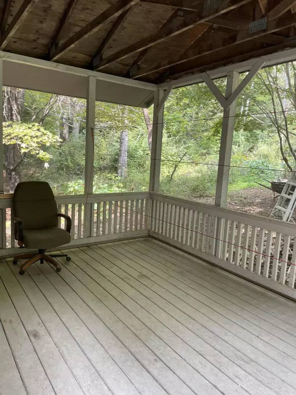 Mount Vernon, ME 04352,308 Bean RD