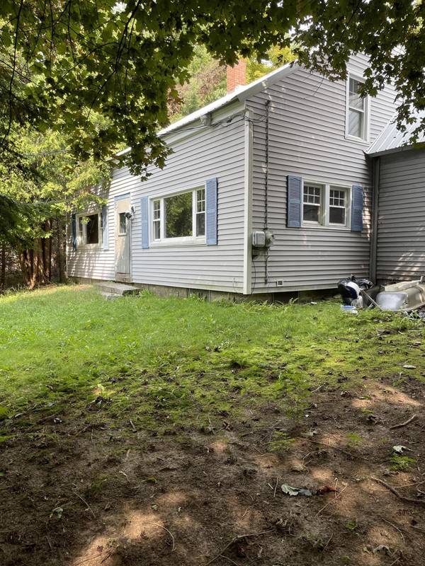 308 Bean RD, Mount Vernon, ME 04352