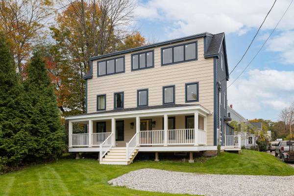 11-13 Jones AVE, Kittery, ME 03904