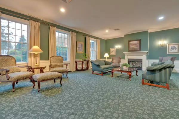 Kennebunk, ME 04043,106 Farragut WAY #255