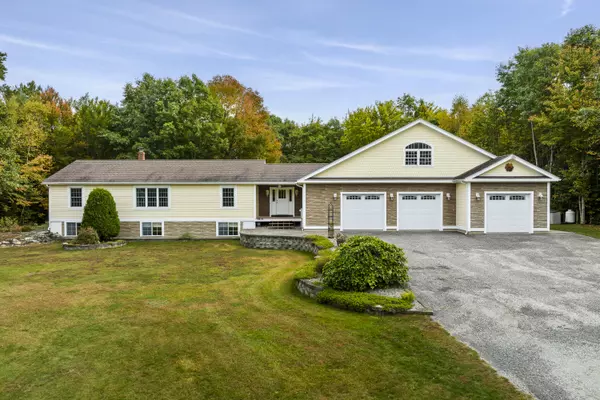 New Gloucester, ME 04260,71 Targett RD