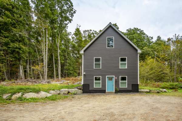 79 Start RD, Camden, ME 04843