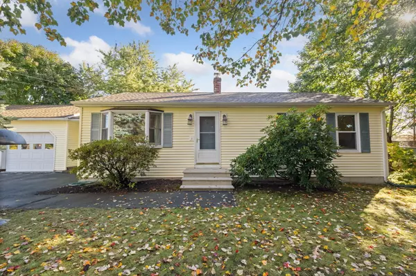 1 Alder DR, South Berwick, ME 03908