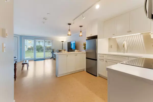 Ogunquit, ME 03907,444 Main ST #114