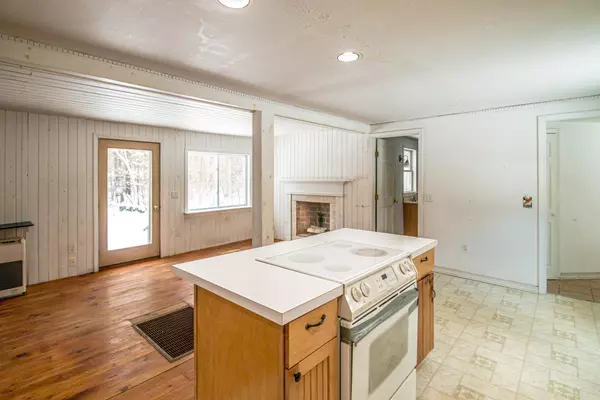 Fryeburg, ME 04037,26 Carolyn DR