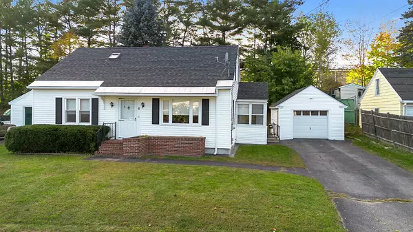 Waterville, ME 04901,7 Collette ST