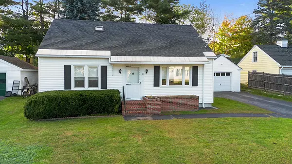 Waterville, ME 04901,7 Collette ST