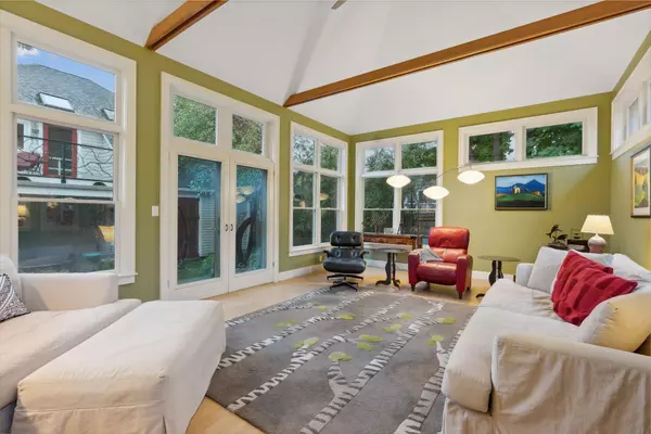 South Portland, ME 04106,20 Day ST