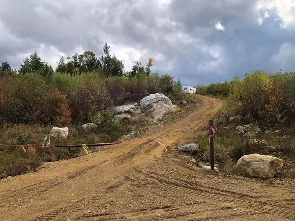 Buckfield, ME 04220,5 Ranch Road